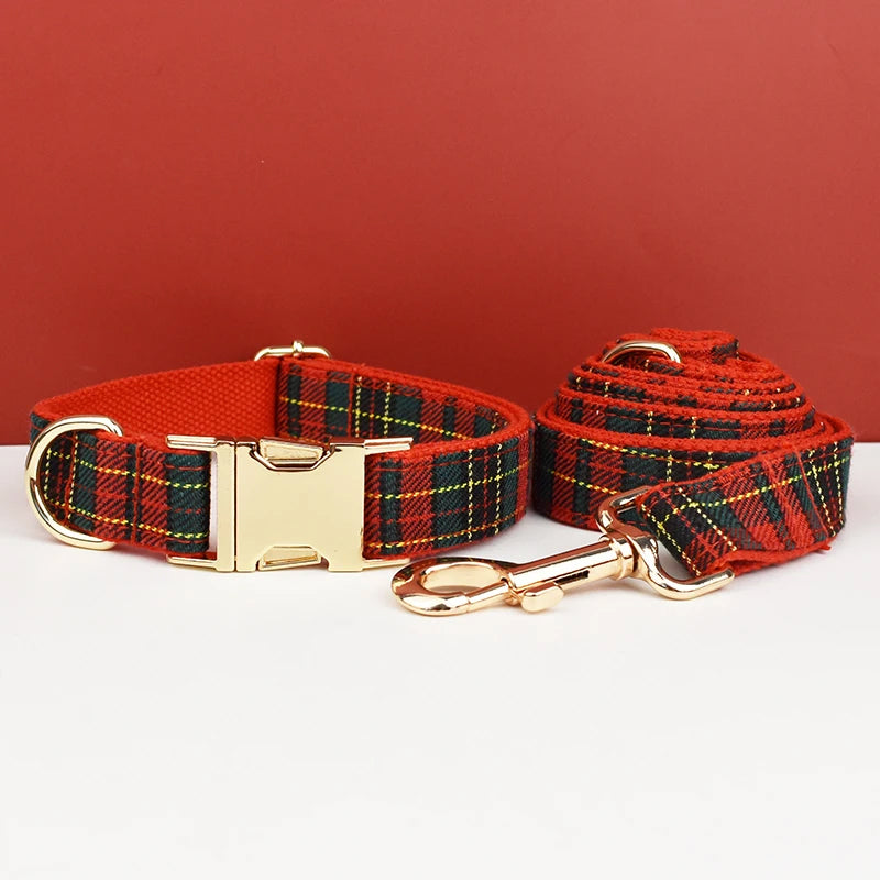 Set Collare e Guinzaglio Natalizio | Personalizzabile con Nome Inciso